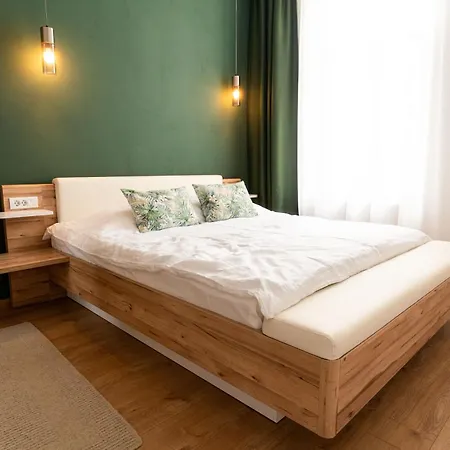 Urban Six Apartments Fagaras Exterior photo