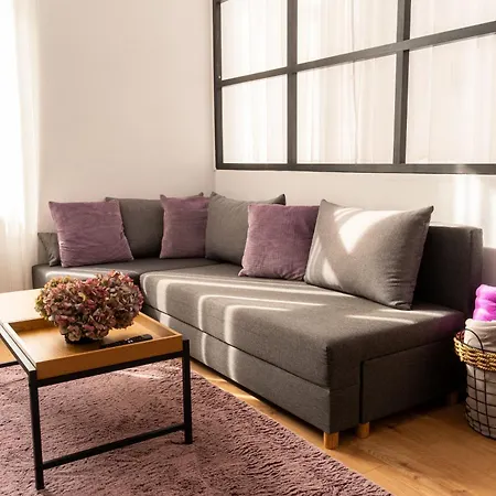 Urban Six Apartments Fagaras Exterior photo